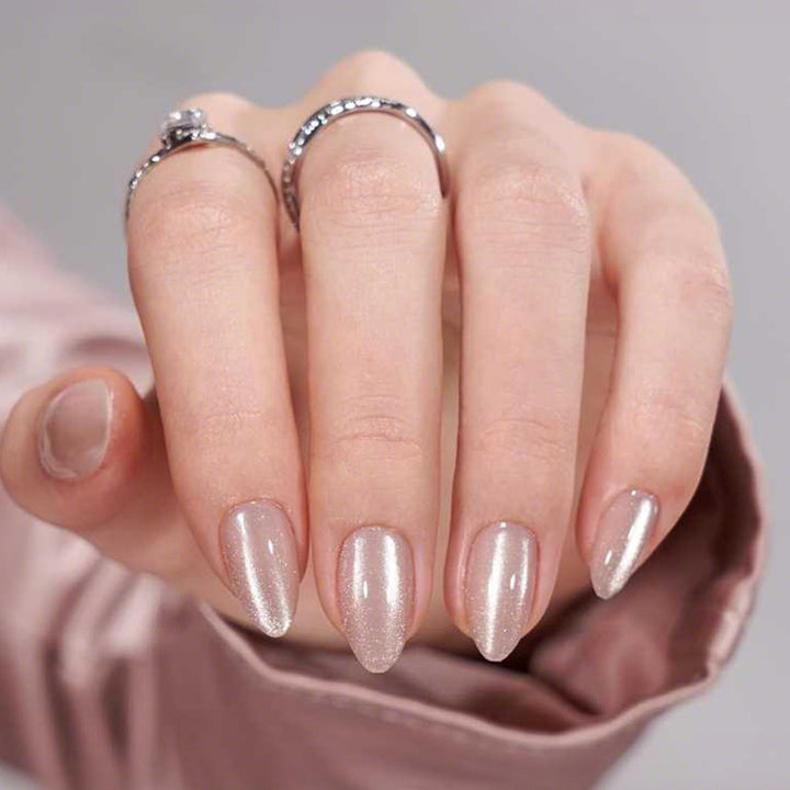 Elegant Artificial Nail Set with Shimmering Finish Kalsten