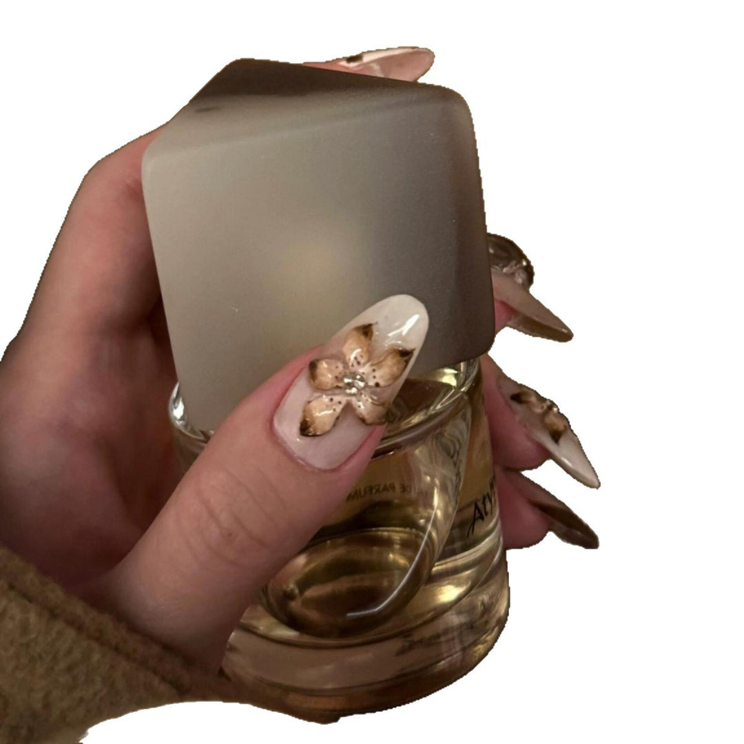 Artificial nail tips with Elegant 3D Design Kalsten