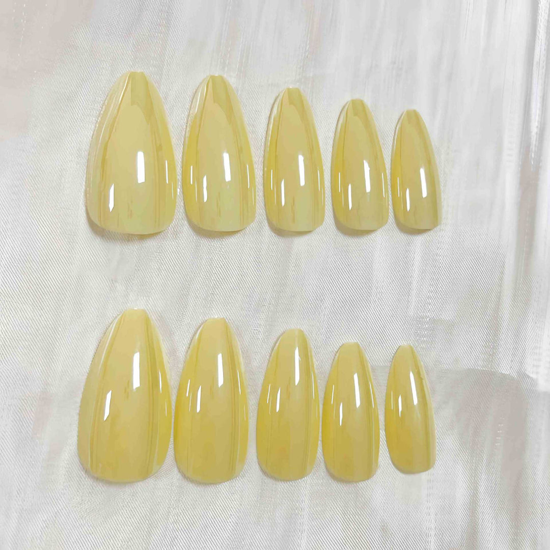 Premium Almond-Shaped Glossy Press-On Nails Kalsten
