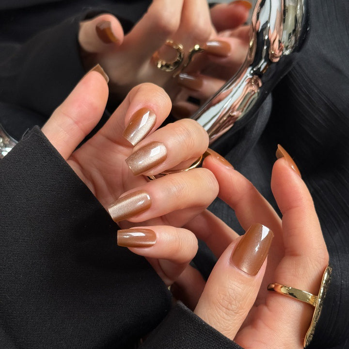 Elegant artificial nails with gentle ombre finish Kalsten