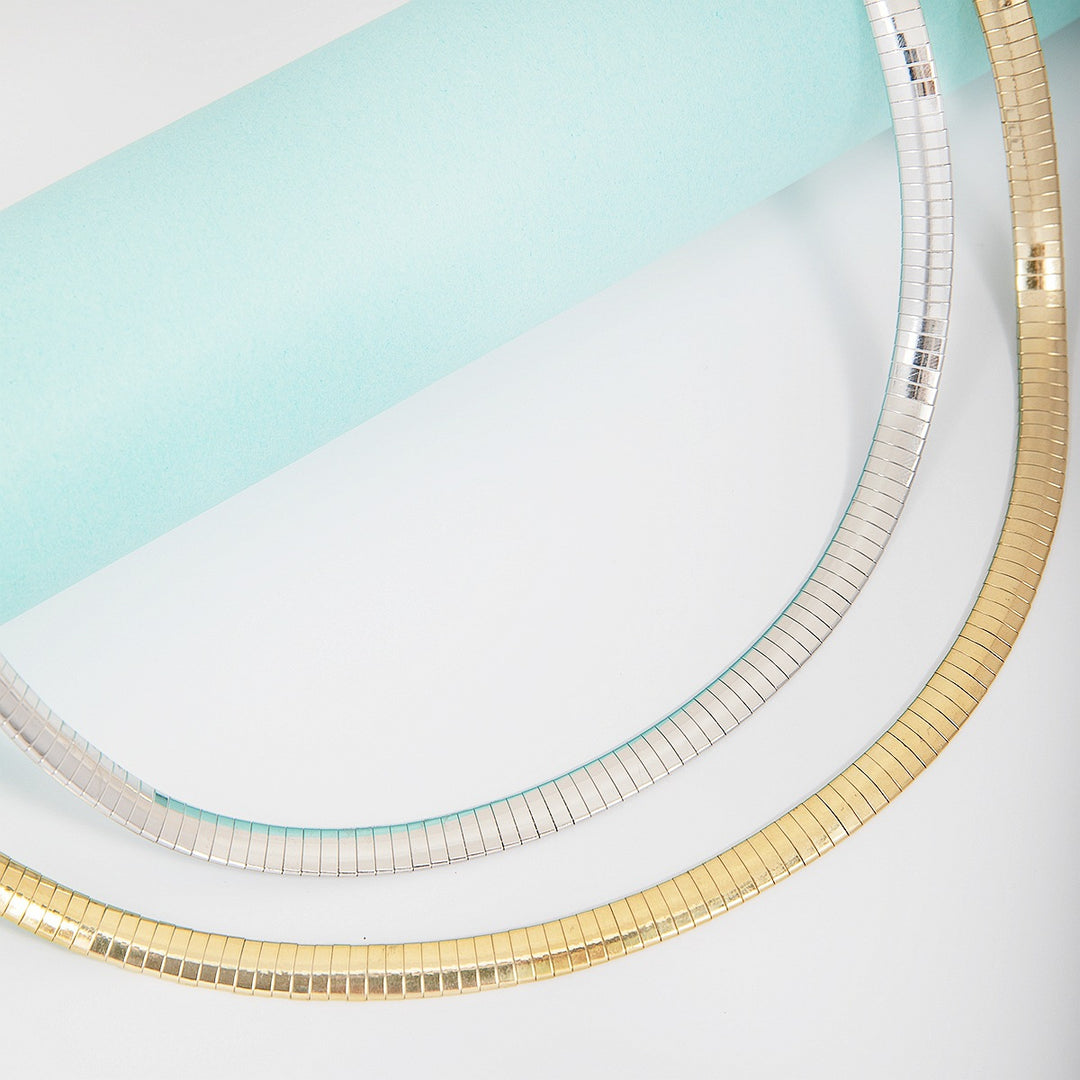 Elegant Statement Wire Choker Kalsten