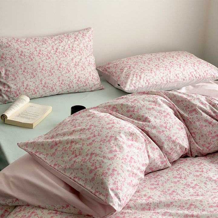 Reversible Mako cotton satin duvet cover set with minimalist dotted terrazzo look