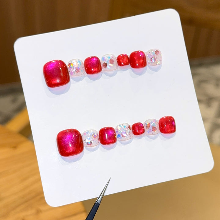 Artificial nails with sparkling accents and glittering design Kalsten