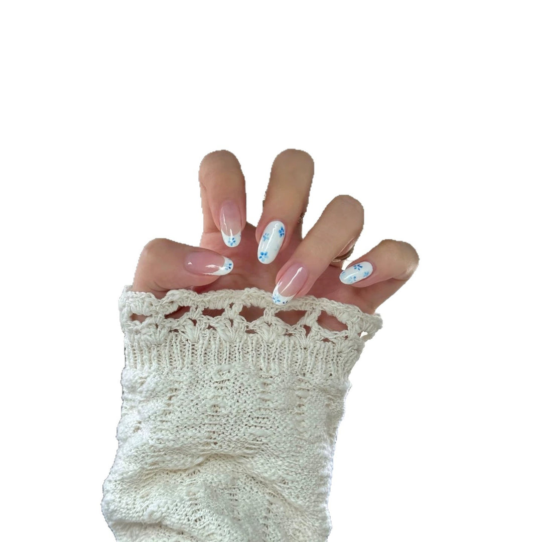 Artistic Floral-Designed Press-On Nail Set