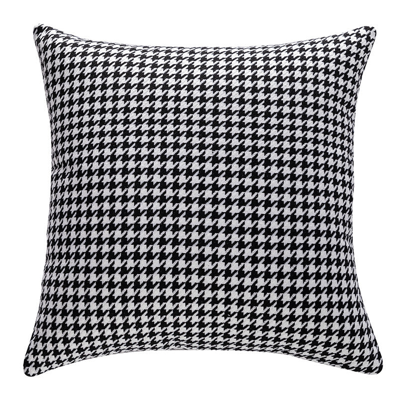 Houndstooth pattern decorative pillow