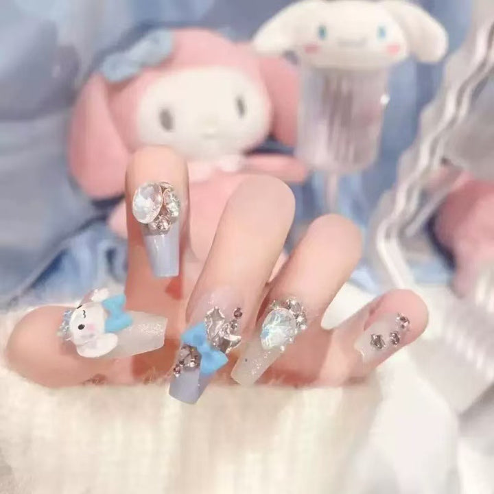 Creative artificial nails with 3D design and glitter accents Kalsten