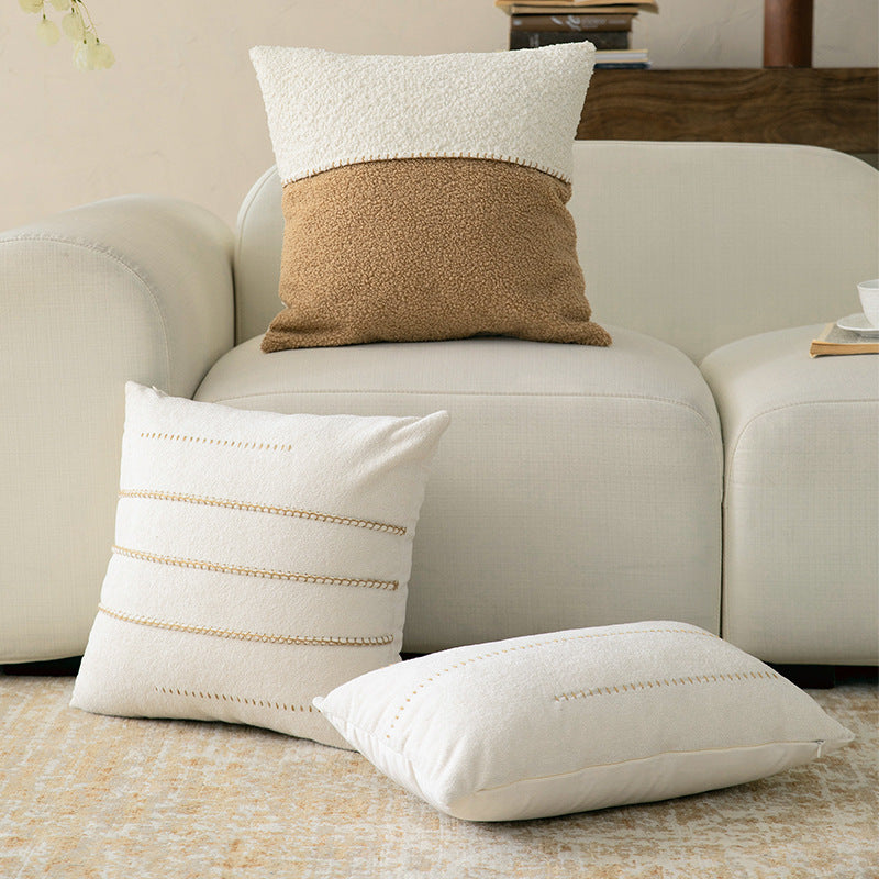 Decorative bouclé pillow with teddy fleece structure and decorative stitching Kalsten