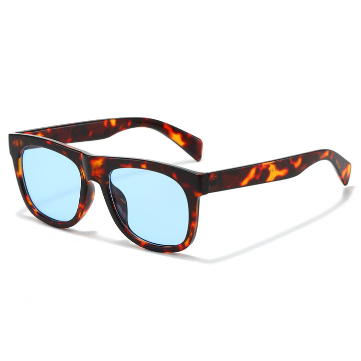Retro-Inspired Tortoiseshell Sunglasses Kalsten