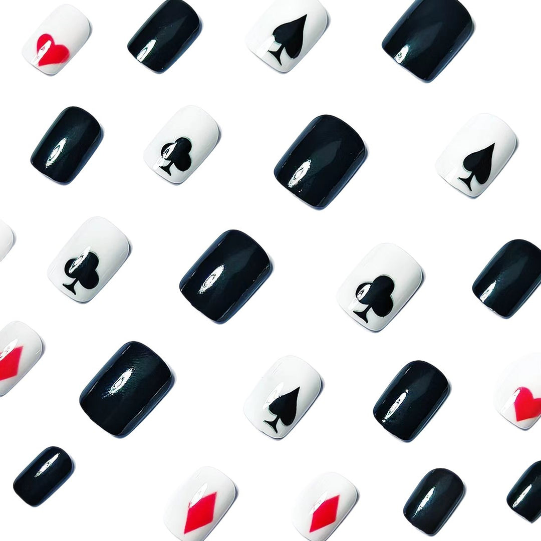 Artificial nails with playing card design Kalsten
