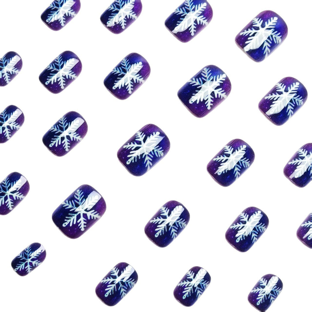 Artificial nails with festive snowflake design Kalsten