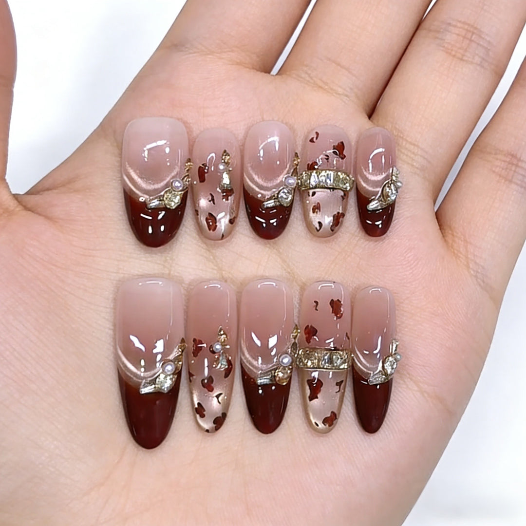 Luxury Press-On Nail Art Set with Decorative Gold Accents Kalsten