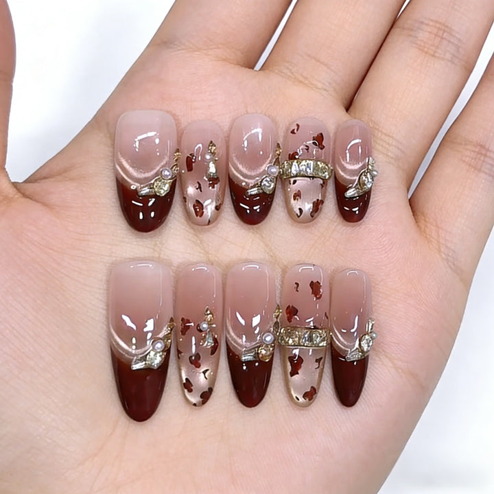 Luxury Press-On Nail Art Set with Decorative Gold Accents Kalsten