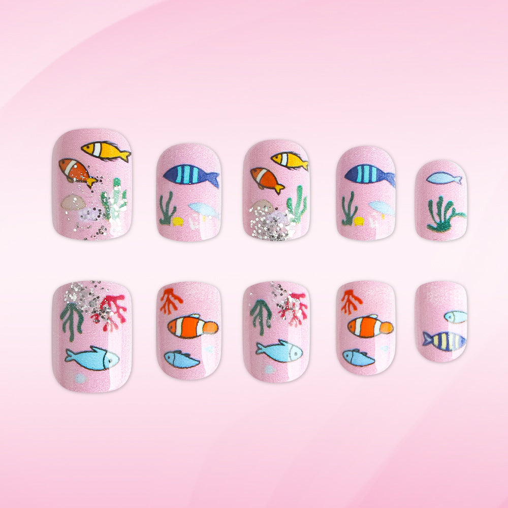 Playful Ocean-Themed Nail Art Kalsten