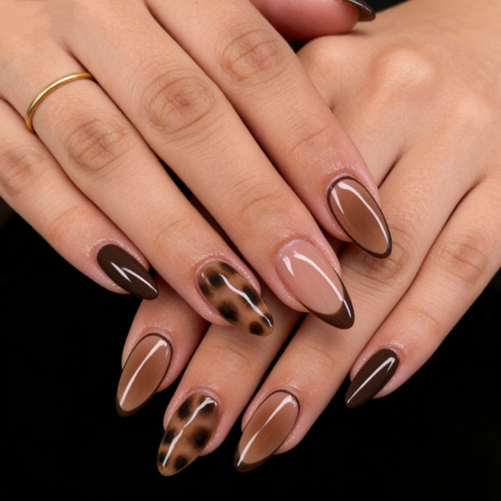 Stylish artificial nails with elegant tip design Kalsten