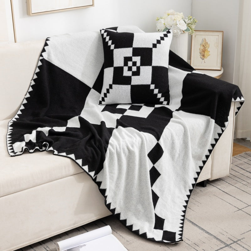 Decorative Patterned Throw Blanket