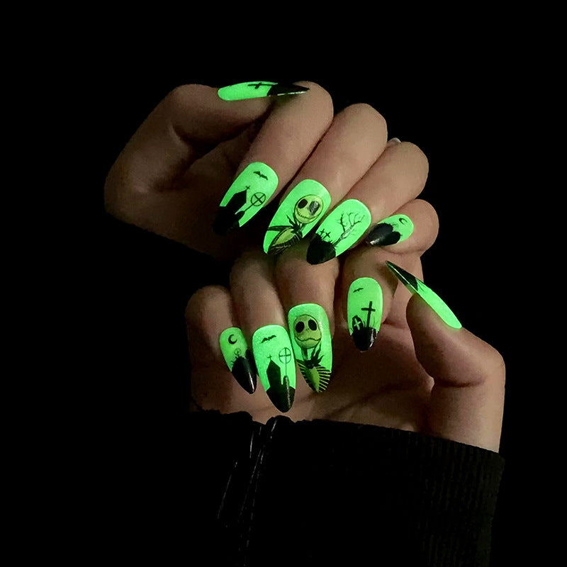 Creative Nail Art with Halloween Designs Kalsten