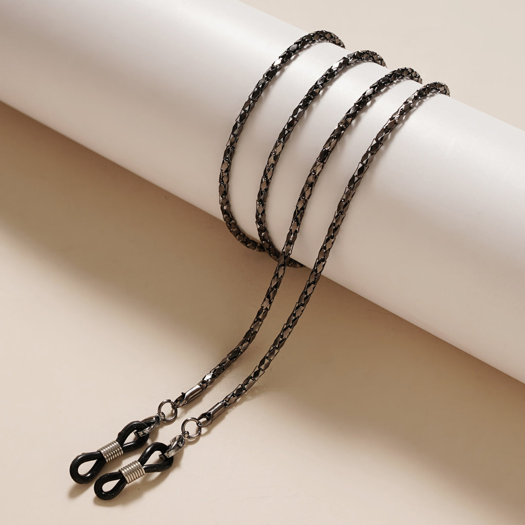 Elegant Pearl-Embellished Chain Kalsten