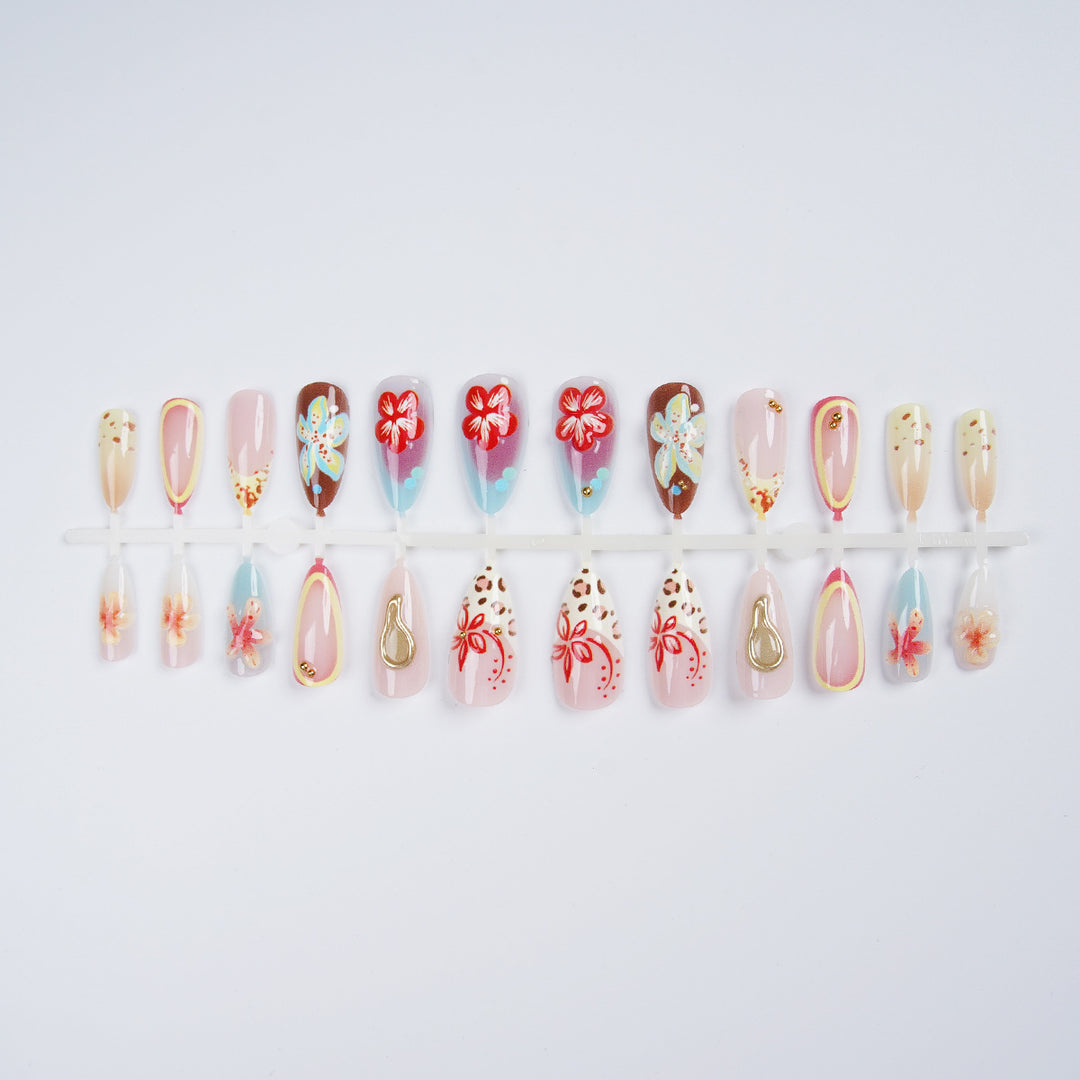 Artificial Nail Set with Floral Accents Kalsten