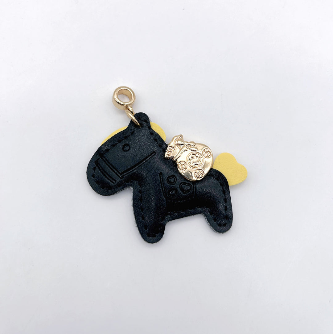 Animal-Shaped Leather Keychain Kalsten
