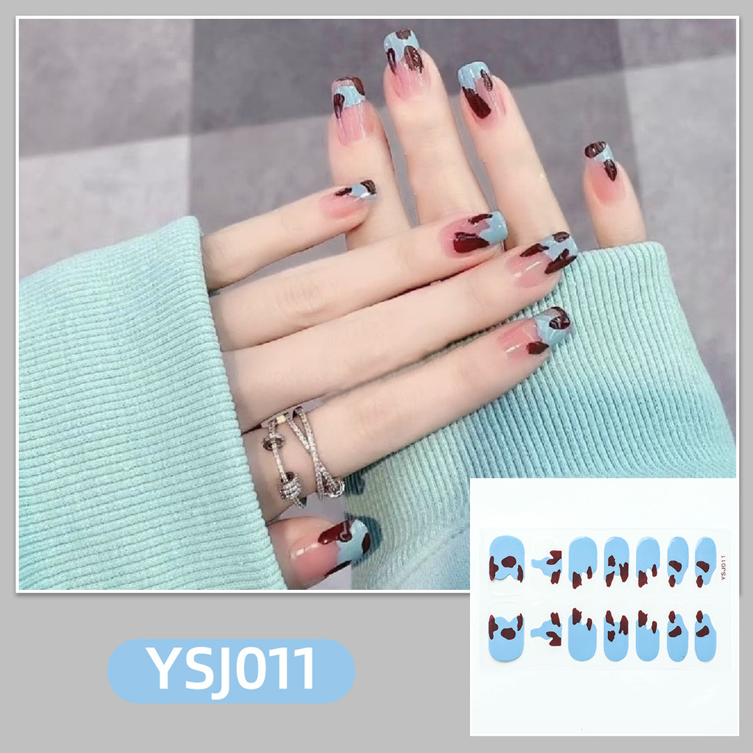 Artistic nail decoration with glitter details Kalsten