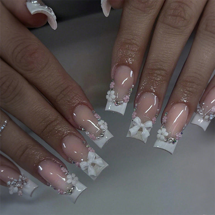 Decorative Press-On Nails Art Set with Floral and Gem Embellishments kalsten