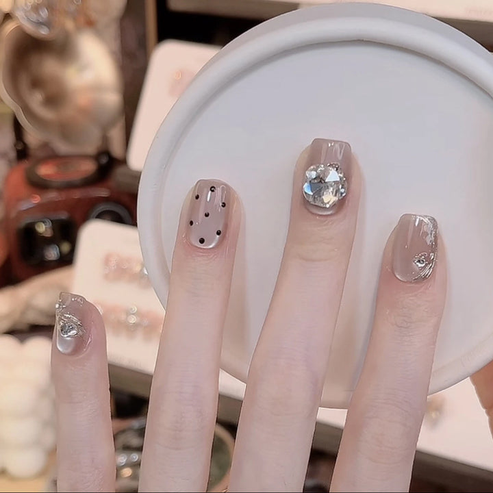 Glamorous Nail Designs Kalsten