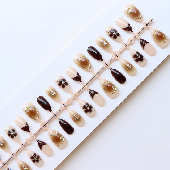 Elegant Artistic Press-On Nail Designs Kalsten