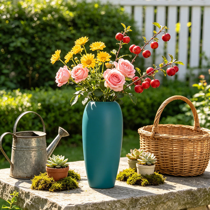 Modern Minimalistic Accent Vase Kalsten