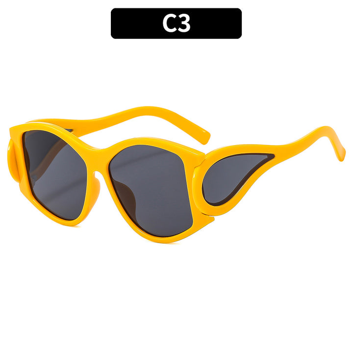 Fashion-Forward Geometric Shield Sunglasses