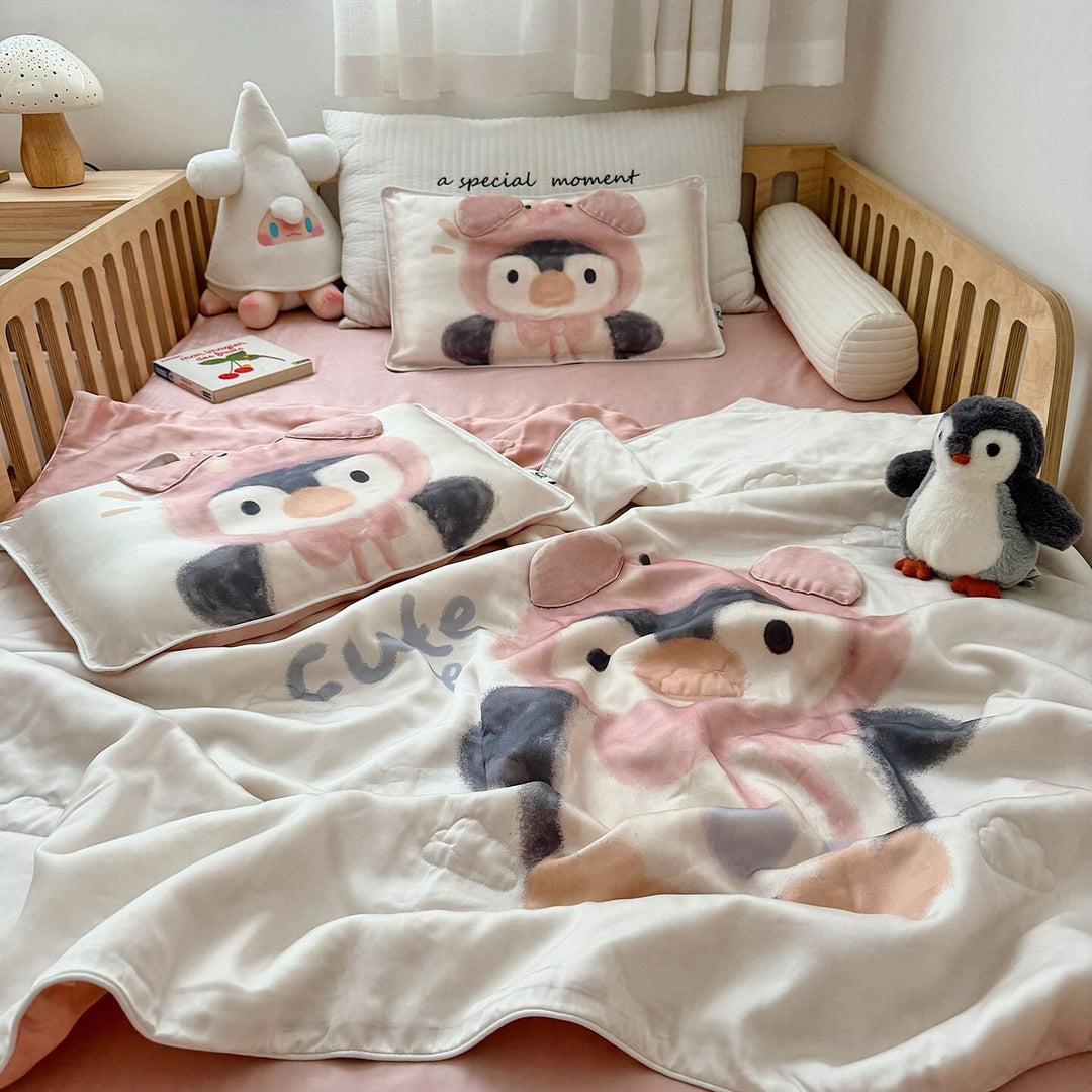 Children's bedding set with mermaid motif made of soft microfiber plush and quilted blanket