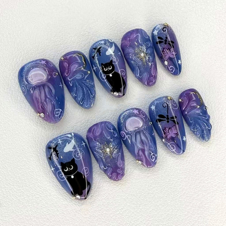 Artistic Fantasy-Themed Press-On Nail Art Kalsten