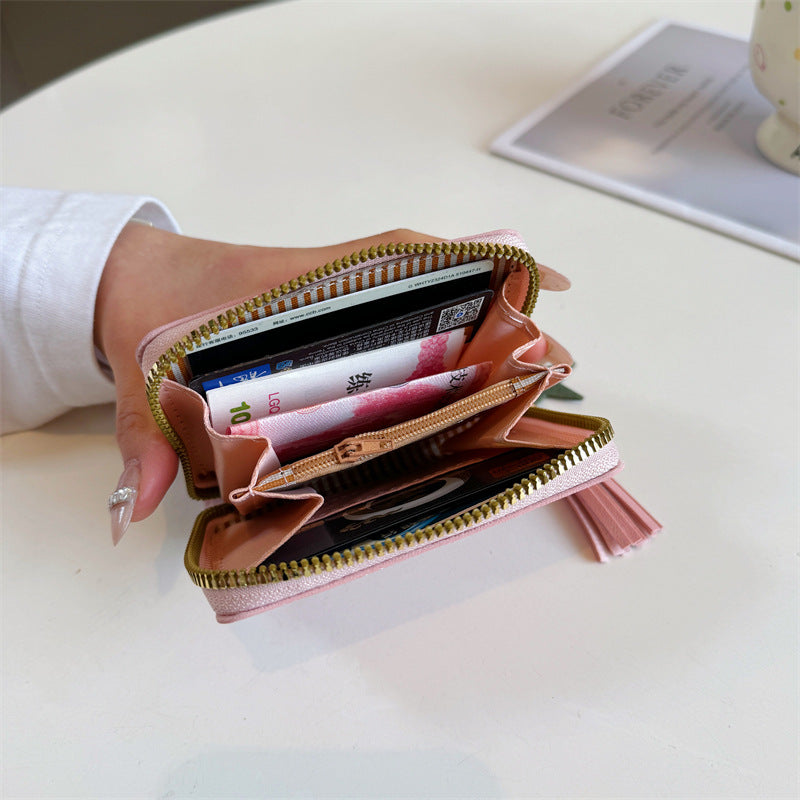 Compact Heart Patterned Zip Wallet