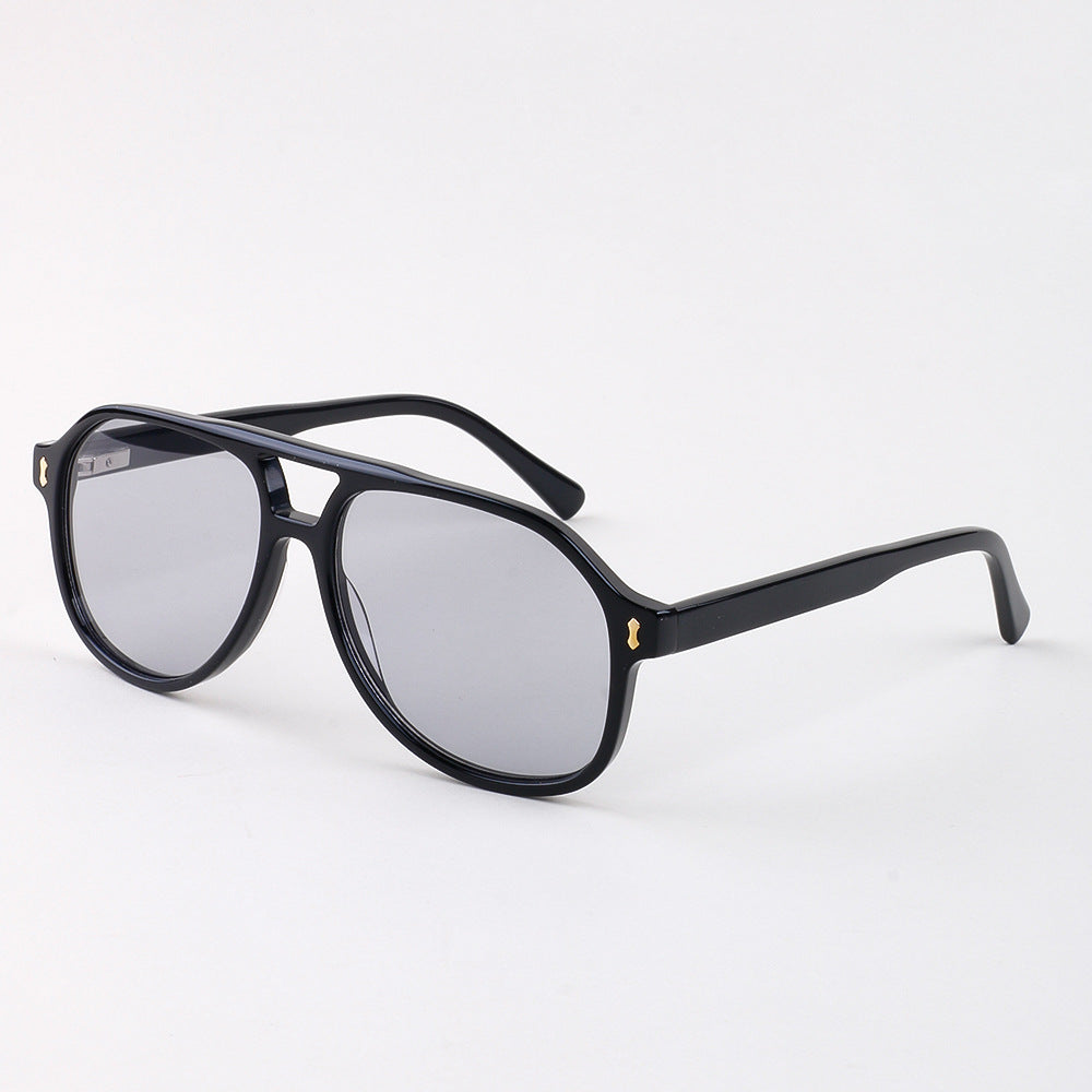 Women's modern sunglasses with innovative Kalsten frame
