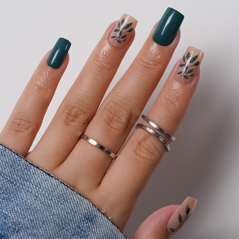 Stylish Press-On Nail Set with Shimmering Finish Kalsten