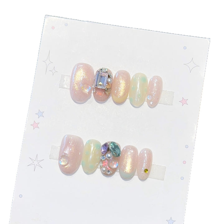 Artificial nails with shimmering effects and crystal accents Kalsten