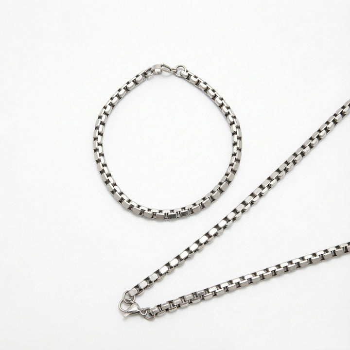 Stainless Steel Chain Necklace and Bracelet Set Kalsten