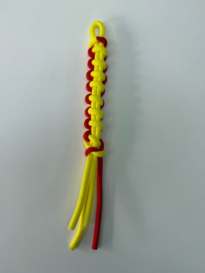 Sporty Paracord Bracelet Kalsten