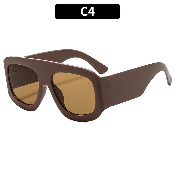 Fashion-Forward Chunky Frame Sunglasses
