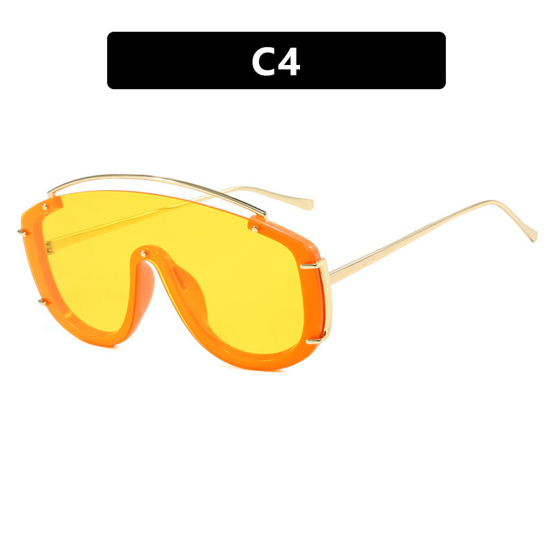 Women's masculine sunglasses with fashionable gradients and golden details Kalsten
