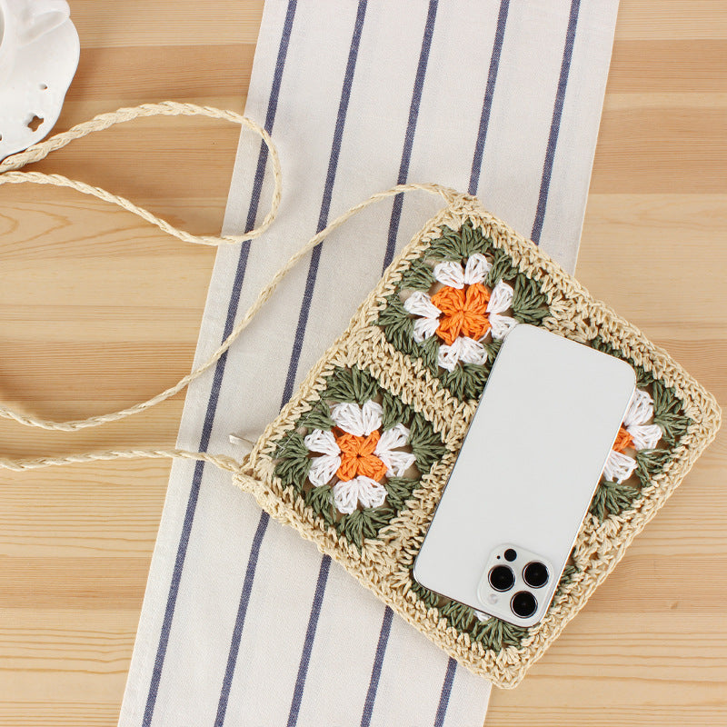 Hand-knotted shoulder bag in floral design Kalsten