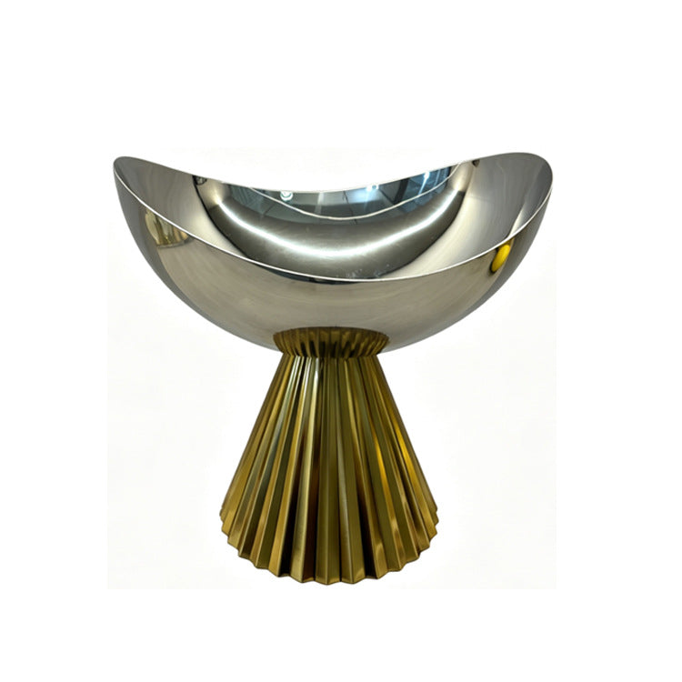 Elegant Sculptural Metallic Centerpiece