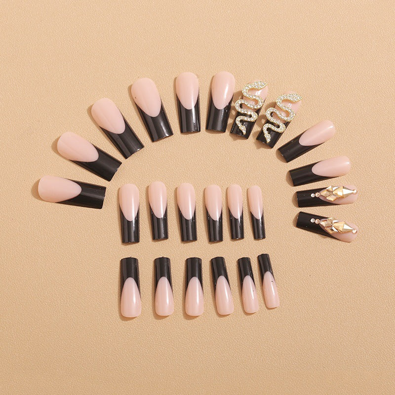 Artificial nails with Elegant Snake and Rhinestone Decorations Kalsten
