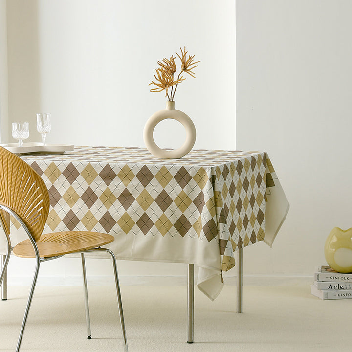 Diamond tablecloth made of easy-care cotton-polyester blend with decorative checkered pattern Kalsten