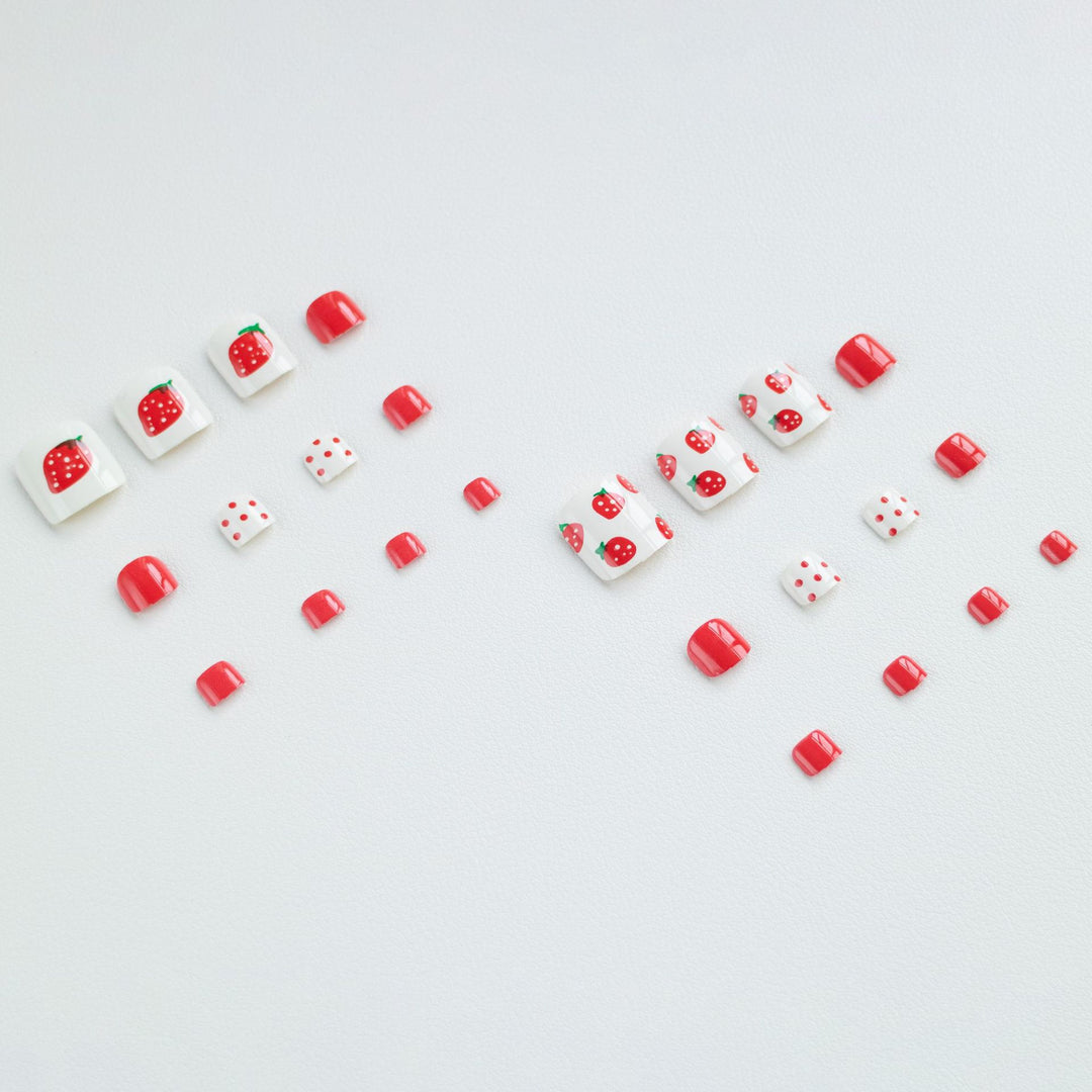 Trendy Pedicure Nail Art