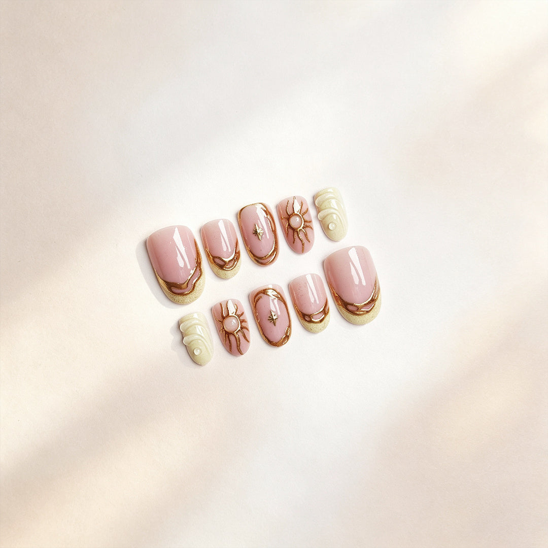 Elegant and Stylish Nail Set Kalsten