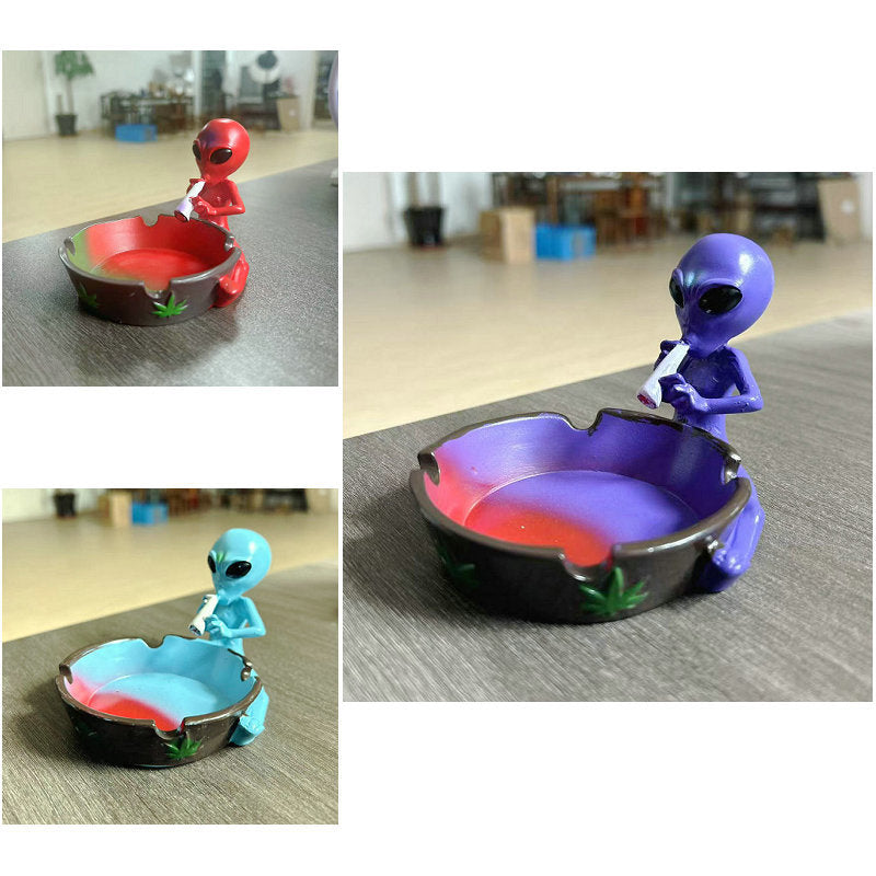 Abstract Ashtray Figure Kalsten