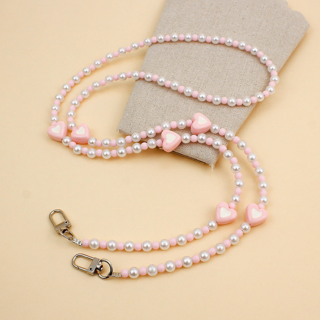 Heart-Embellished Beaded Eyewear Chain Kalsten