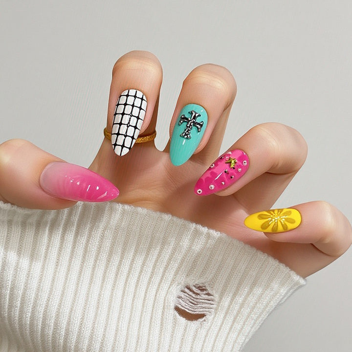 Elegant Artificial Nails with Botanical Designs Kalsten