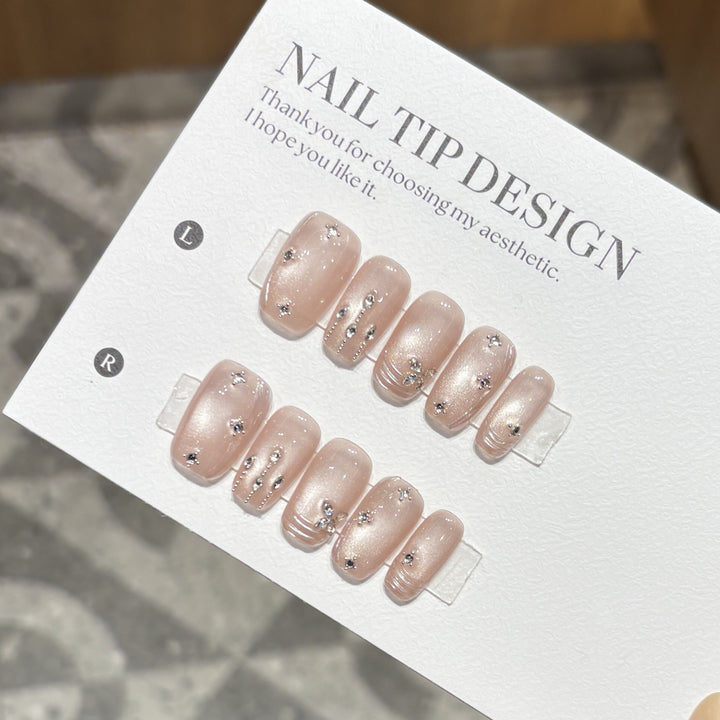 Artificial nails with glamorous rhinestone design Kalsten