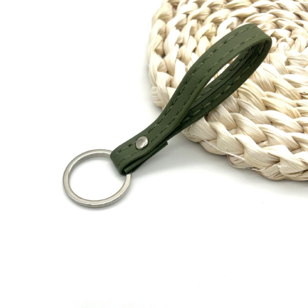 Premium Leather Keychain Holder Kalsten